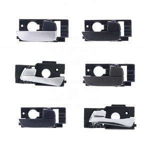 Poignée de porte intérieure de voiture 51418222706 (avant droite) pour BMW Série 3 Coupé E46 - Product Image 1