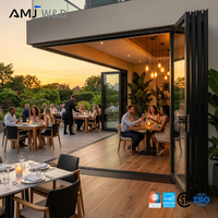 Puerta Plegable de Vidrio Tipo Acordeón para Patio, Estilo Norteamericano, con Aislamiento Térmico, de Aleación de Aluminio, para Proyectos Comerciales y Hoteles