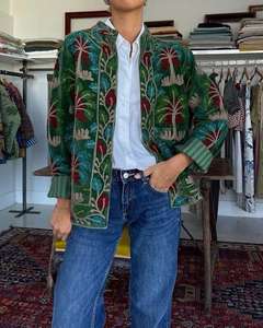 เสื้อคลุมกำมะหยี่อินเดียแบบซูซานี งานฝีมือปักมือ ผ้าฝ้ายระบายอากาศดี สไตล์กิโมโน เสื้อโค้ทฤดูหนาวสุดหรู ของขวัญสุดพิเศษสำหรับผู้หญิง - Product Image 2