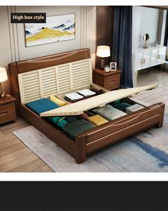 Современная простая китайская ретро кровать из массива дерева из орехового дерева 1,8 метров двойная складная кровать для хранения с мягкой утолщенной спинкой - Product Image 3
