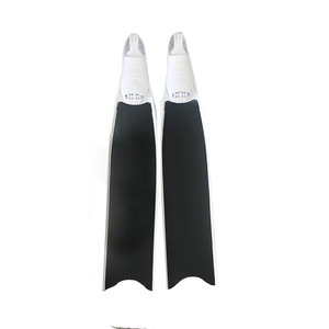 Venta Directa <span class=keywords><strong>de</strong></span> Fábrica: Equipo <span class=keywords><strong>de</strong></span> <span class=keywords><strong>Buceo</strong></span> Deportivo, <span class=keywords><strong>Aletas</strong></span> <span class=keywords><strong>de</strong></span> <span class=keywords><strong>Fibra</strong></span> <span class=keywords><strong>de</strong></span> <span class=keywords><strong>Carbono</strong></span> para <span class=keywords><strong>Buceo</strong></span> Libre, Extensor <span class=keywords><strong>de</strong></span> <span class=keywords><strong>Aletas</strong></span> <span class=keywords><strong>de</strong></span> Edición Limitada, Duradero y Ajustable - Product Image 1
