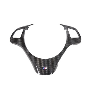 Couvre-<span class=keywords><strong>volant</strong></span> en fibre de carbone sèche de style remplacement pour <span class=keywords><strong>BMW</strong></span> Série 3 E92 E93 2006-2013 - Product Image 1