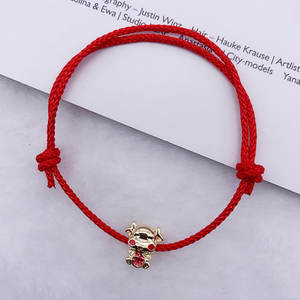 Pulsera <span class=keywords><strong>de</strong></span> Cuerda Roja Chapada en Oro Elegante con Dije <span class=keywords><strong>de</strong></span> Trébol <span class=keywords><strong>de</strong></span> Cuatro <span class=keywords><strong>Hojas</strong></span> <span class=keywords><strong>de</strong></span> la <span class=keywords><strong>Suerte</strong></span>, Joyería <span class=keywords><strong>de</strong></span> Moda Económica para Regalo para Mujeres y Hombres - Product Image 4