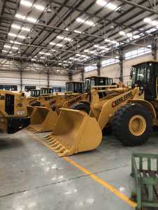 Chargeur sur pneus d'occasion CG 956C 958L 966G CHENGGONG 3m3 de bonne qualité - Product Image 2