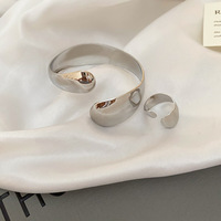 Ensemble de bagues et bracelets jonc plaqués or pour femmes, bracelet ouvert épais, bijoux de créateur tendance pour mariage, style Dubaï et africain, vente en gros