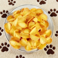 Délicieux rouleaux savoureux et appétissants, rouleaux de noix de coco croustillants, rouleaux d'œufs frits, produits de collation délicieux, rouleaux d'œufs frits chinois