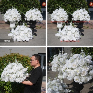 Wedding <b>Flower</b> Ball Realistic <b>Artificial</b> white <b>Hydrangea</b> <b>Flower</b> Ball for Wedding Reception Table Decor - Product Image 3