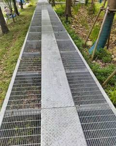 Противоскользящая настенная дорожка из нержавеющей стали под заказ, современный дизайн, прочное покрытие, оцинкованный пол SS304 с оцинкованной сталью - Product Image 6