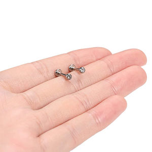 أقراط للأذن مستوية من الستانلس ستيل ملفوفة غضروفية ماسية مبيع بالجملة أقراط للشفاه مع حلقة داخلية - Product Image 4