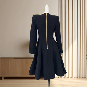 <span class=keywords><strong>Robe</strong></span> Midi YFY OEM Personnalisée à Col en V Romain Manches Longues Taille Empire Bordure en Dentelle Style Blazer <span class=keywords><strong>Robe</strong></span> de Soirée Élégante pour Femme - Product Image 3