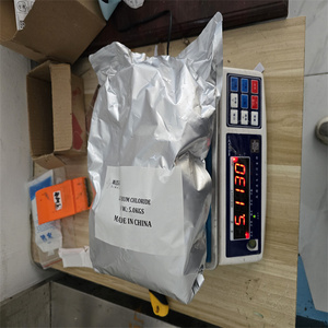 Chlore de lithium anhydre à bon prix, livraison rapide, qualité réactif, poudre de chlorure de lithium LiCl - Product Image 1