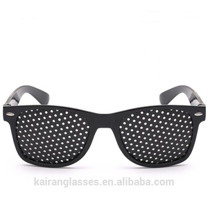 Wholesale Benola Model 6818s Unisex Customized Logo <b>for</b> Gift or Party Pinhole Promotional <b>Sunglasses</b> - Product Image 2