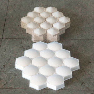 Керамическая плитка из оксида алюминия для защиты оборудования от истирания, укрепления поверхностей желобов, бункеров, циклонов и трубопроводов - Product Image 5