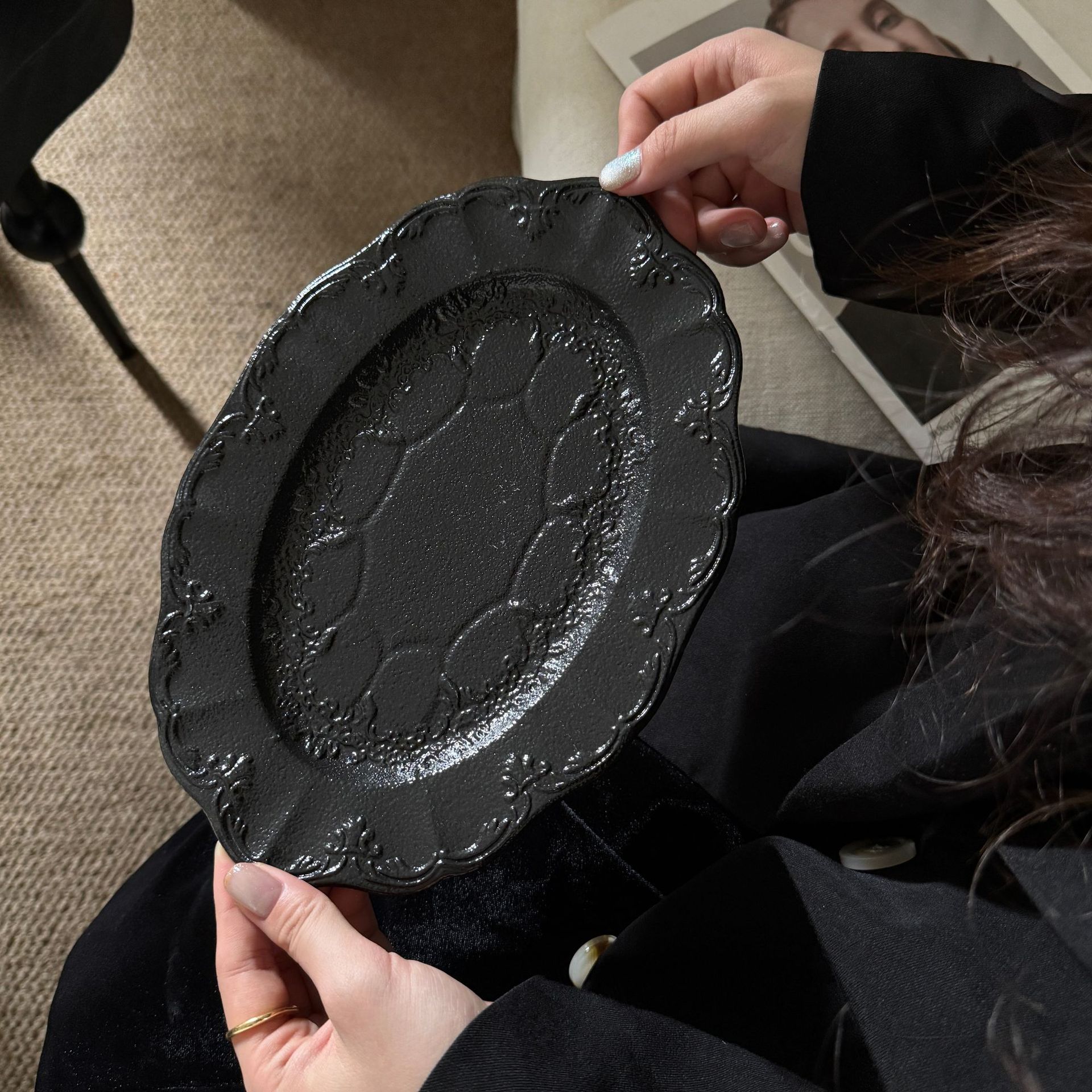 Matte black moonlight lace oval plate 25.5*17*2