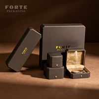 Boîte à bijoux de luxe en cuir marron FORTE avec logo personnalisé, éclairage LED, boîte cadeau pour bijoux avec éclairage LED