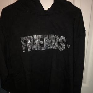 Sudaderas con capucha de diamantes de imitación personalizadas de alta calidad unisex teñidas para la temporada de primavera - Product Image 2