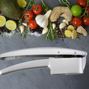 Prensa de Ajo y Cortador de Jengibre 2 en 1 de Aluminio al por Mayor, Utensilio de Cocina con Función de Rebanado y Trituración - Product Image 3