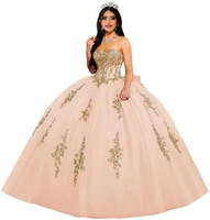 Robe de bal à décolleté cœur, dentelle dorée, broderie perlée, silhouette de robe de bal, jupe en tulle, longueur au sol, tissu scintillant