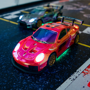 Voiture de course RC D703 4WD - Télécommande anti-interférence 2,<span class=keywords><strong>4</strong></span> GHz, contrôle <span class=keywords><strong>4</strong></span> canaux, échelle 1:64, utilisation intérieure/extérieure, prête à l'emploi - Product Image 2