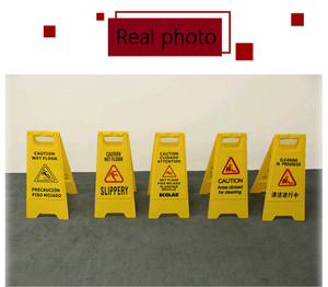 Panneau de signalisation routière flexible jaune portable à énergie solaire pour le trafic routier - Product Image 2