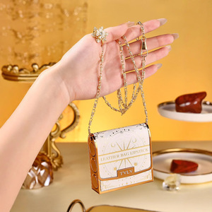 Set de Regalo de Lápiz Labial Mate de Alta Calidad, Cosméticos Personalizados con Bolsa de Cuero de Lujo, Regalo Personalizado Perfecto - Product Image 6