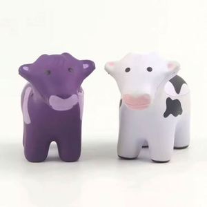 Jouets en mousse PU personnalisés avec logo promotionnel, jouets anti-stress en forme de vache pour enfants - Product Image 3