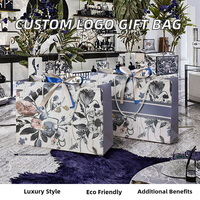Tas Hadiah Grosir Logo Kustom Mewah dengan Pegangan Pita Daur Ulang untuk Promosi Pameran Hadiah Pengiring Pengantin Kemasan Parfum