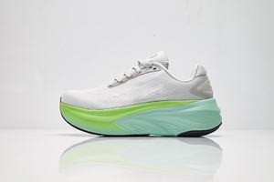 Les chaussures pour hommes nouvellement conçues offrent une excellente respirabilité, une légèreté et un confort exceptionnels, ce qui les rend idéales pour un style décontracté. - Product Image 5