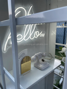 Weiße Telefonzelle als Hochzeits-Hintergrund mit LED-Audio-Gästebuch Londoner Hochzeits-Telefonzelle für Hochzeitsveranstaltungen - Product Image 5