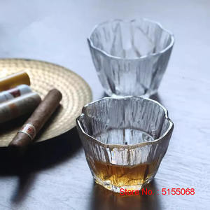 Design Japandi dritta bicchierino di vetro bicchierino di ghiaccio in cristallo di ghiaccio con scatola di legno per degustazioni di bicchieri di vino & Whisky - Product Image 3