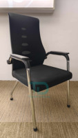 Nouvelle chaise de bureau de cadre en acier de conception sans tissu de maille de roue traîneau stationnaire pour des événements d'invité de visiteur de réception de réunion attendant
