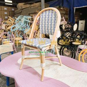 Produit le plus vendu Chaise pour enfants en rotin fabriquée à la main avec un design élégant et une construction durable - Product Image 1