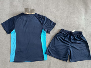 Tenues de football de l'équipe de <span class=keywords><strong>Marseille</strong></span> 2026 – Vente en gros directe usine, personnalisables, haute qualité, prix bas, nouveau style pour matchs et entraînements - Product Image 2