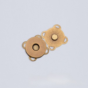 Nouvel Arrivage Boutons Magnétiques Personnalisés en Alliage de Zinc Poli à Motif Floral, à <span class=keywords><strong>Coudre</strong></span>, Boucles Magnétiques Métalliques pour la Fabrication de Sacs - Product Image 3