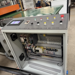 Pressa Idraulica <span class=keywords><strong>a</strong></span> Quattro Colonne e Tre Travi con Servomotore e Controllo PLC per Etichettatura Automatica di Nastro Adesivo in Schiuma - Product Image 2