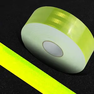 Op Maat Gemaakte Reflecterende Bestrating Markering Tape Reflector Sticker Veiligheid Dot Saso 2913 Pvc Reflecterende Tape Voor Vrachtwagen