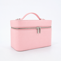 Trousse de Toilette Portable Rose en Cuir PU Grainé Imperméable avec Logo Personnalisé, Fermeture Éclair et Poignée pour Femme – Idéale pour les Voyages