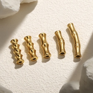 หลอดไม้ไผ่และลูกปัดปลา |   จี้สเปเซอร์โค้งสแตนเลสสตีลชุบทอง 18K PVD สำหรับทำสร้อยข้อมือ สร้อยคอ DIY - Product Image 2