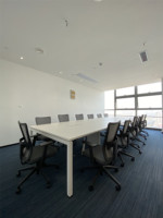 Offre spéciale Bureau rectangulaire design moderne personnalisé Table de formation modulaire Table de réunion de conférence