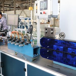 Máy ép đùn ống tưới nhỏ giọt phẳng HWYAA, máy sản xuất băng tưới nhỏ giọt nông nghiệp, máy làm ống tưới nhỏ giọt phẳng - Product Image 4