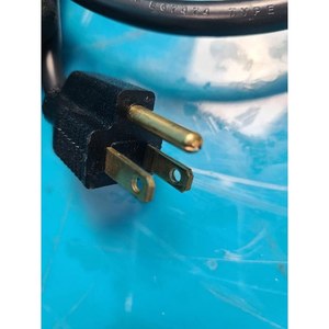 Tira de Distribución de Energía WIREMOLD UL104BC, Usada como Pieza de Repuesto para Equipos Semiconductores Antiguos - Product Image 5