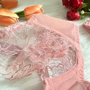 Nouvel ensemble de soutien-gorge push-up brodé 3 pièces de style russe avec broderie en dentelle et lingerie transparente - Product Image 4