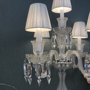 Pantalla de tela blanca contemporánea, lámpara de mesa decorativa, cristal de lujo, elegante, francés, romántico, interior, mesa, escritorio, luz de vela - Product Image 5