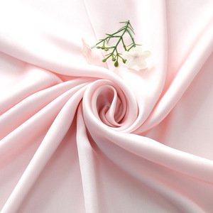 Prezzo a buon mercato 70*70CM colore solido bianco <span class=keywords><strong>nero</strong></span> collo sciarpe semplici rosa Baby Soft Head accessori raso sciarpa di <span class=keywords><strong>seta</strong></span> per le donne - Product Image 4