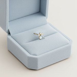 Exclusivo y Moderno Pendiente de Oro Sólido de 18K con Zafiro Natural y Diamante, con Cierre de Rosca de un Solo Lado, para Uso Diario de Mujeres - Product Image 6