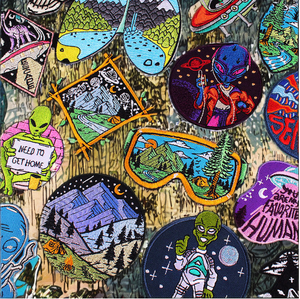 Alta qualità montagne alieno ricamato all'aperto patch di ferro su patch personalizzate <span class=keywords><strong>Applique</strong></span> <span class=keywords><strong>per</strong></span> abbigliamento cappello altro - Product Image 5