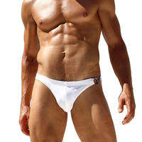 Personnalisation en gros des slips de bain pour hommes de haute qualité en nylon Hot Spring Triangle Shorts Sexy Beach Surf Sports