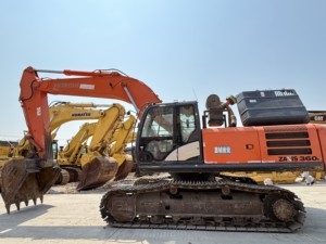 Excavadora de Minería Grande Usada Hitachi ZX360, Modelo 2022, Motor de 350KW, Cucharón de 1.7m, Excelente Estado de Funcionamiento - Product Image 4