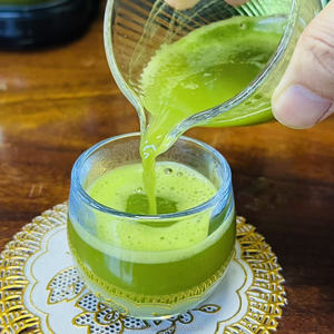 Capsules de café Nescafé <span class=keywords><strong>Dolce</strong></span> <span class=keywords><strong>Gusto</strong></span> saveur vanille matcha avec des mélanges doux et une préparation facile et boîte de marque personnalisée - Product Image 2