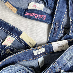 Lote de Ropa para Niñas de Marca al por Mayor, Jeans y Shorts - Product Image 3